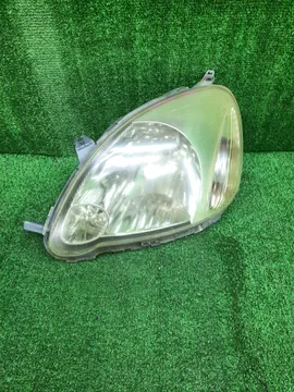 ФАРА НА TOYOTA VITZ NCP10