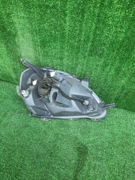 ФАРА НА TOYOTA VITZ NCP10