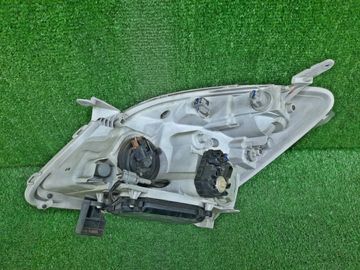 ФАРА НА TOYOTA COROLLA SPACIO NZE121N