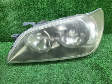 ФАРА НА TOYOTA ALTEZZA GXE10