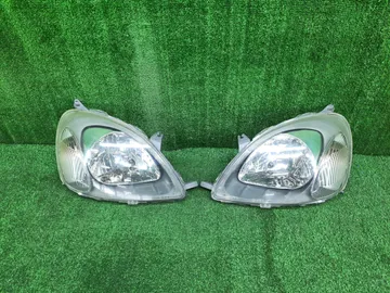 ФАРА НА TOYOTA VITZ SCP10