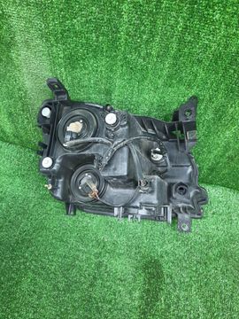 ФАРА НА MITSUBISHI DION CR9W
