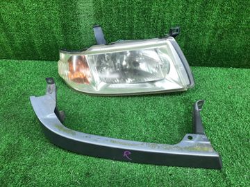 ФАРА НА MAZDA BONGO FRIENDEE SGLR