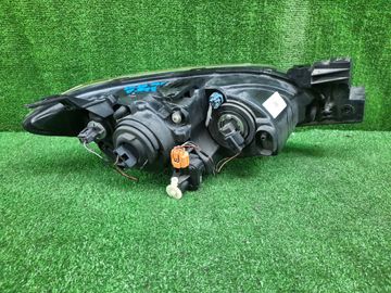 ФАРА НА MAZDA AXELA BK3P