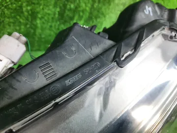 ФАРА НА TOYOTA VITZ KSP130
