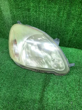 ФАРА НА TOYOTA VITZ NCP10
