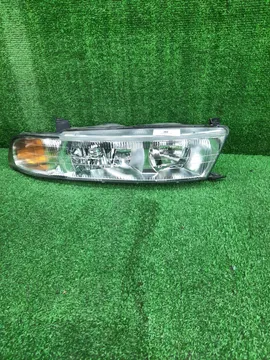 ФАРА НА MITSUBISHI GALANT EA1A