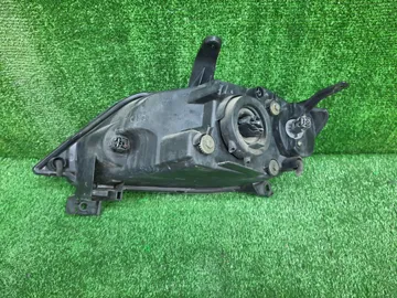 ФАРА НА MAZDA DEMIO DY3W