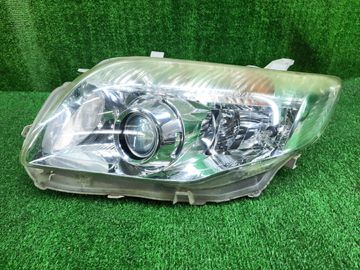 ФАРА НА TOYOTA COROLLA  AXIO NZE141
