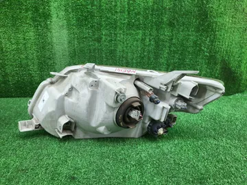 ФАРА НА TOYOTA COROLLA FIELDER NZE141G