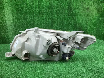 ФАРА НА TOYOTA COROLLA FIELDER NZE141G