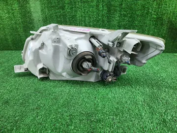 ФАРА НА TOYOTA COROLLA FIELDER NZE141G