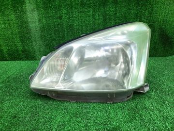 ФАРА НА TOYOTA PREMIO NZT240