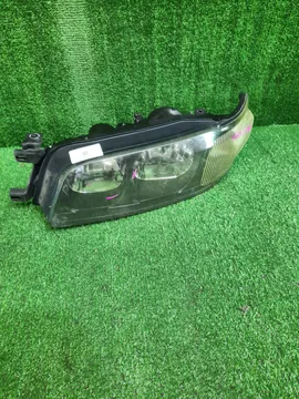 ФАРА НА NISSAN AVENIR W11