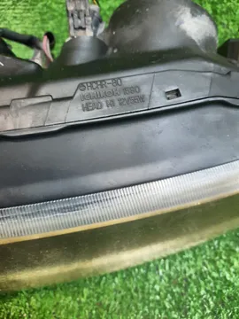 ФАРА НА NISSAN AVENIR W11