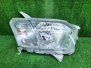 ФАРА НА TOYOTA PROBOX NCP160V