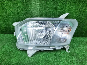 ФАРА НА TOYOTA PROBOX NCP160V