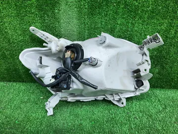 ФАРА НА TOYOTA PROBOX NCP160V