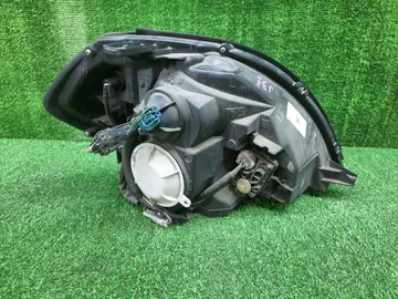 ФАРА НА NISSAN TEANA J31