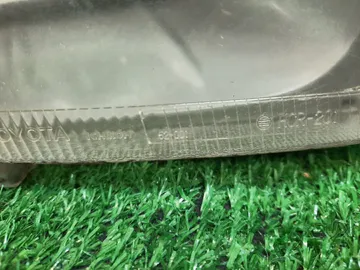 ФАРА НА TOYOTA VITZ NCP10