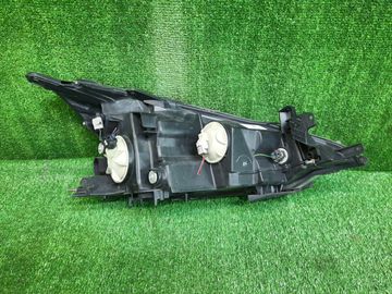 ФАРА НА MITSUBISHI GRANDIS NA4W