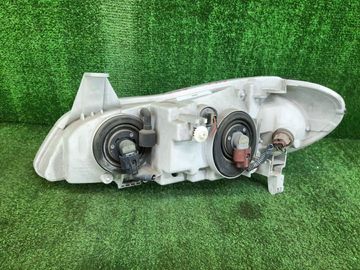 ФАРА НА NISSAN CEFIRO A33