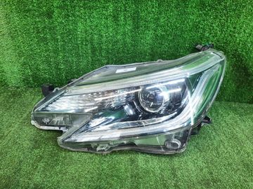 ФАРА НА TOYOTA MARK X GRX130
