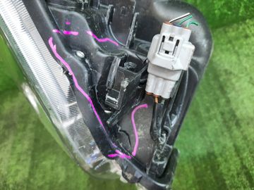 ФАРА НА TOYOTA MARK X GRX130