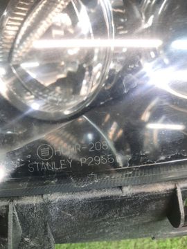 ФАРА НА MAZDA AXELA BK3P