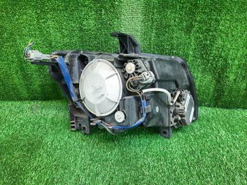 ФАРА НА NISSAN STAGEA M35