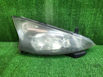 ФАРА НА MITSUBISHI GRANDIS NA4W