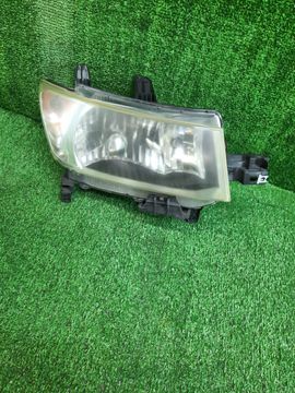 ФАРА НА TOYOTA BB QNC20