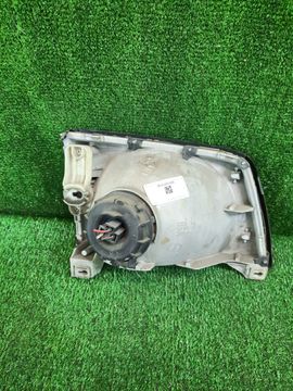 ФАРА НА MAZDA BONGO SK22V