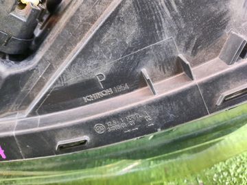 ФАРА НА NISSAN LEAF ZE1