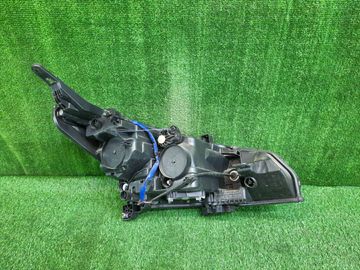 ФАРА НА NISSAN LEAF ZE1