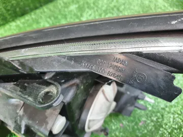 ФАРА НА MITSUBISHI GRANDIS NA4W