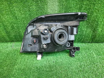 ФАРА НА NISSAN X-TRAIL T30