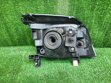 ФАРА НА NISSAN X-TRAIL T30