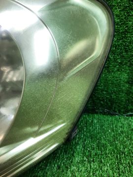 ФАРА НА TOYOTA IPSUM ACM21W