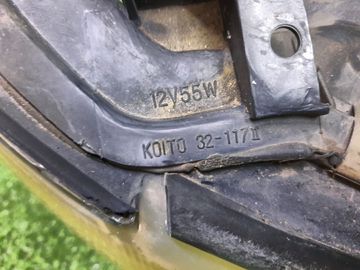 ФАРА НА TOYOTA WINDOM VCV10