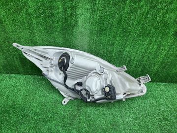 ФАРА НА TOYOTA ISIS ANM10G