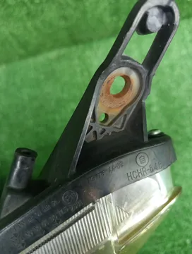 ФАРА НА TOYOTA ISIS ANM10G