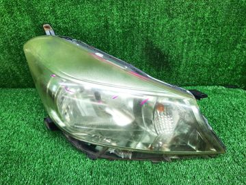 ФАРА НА TOYOTA VITZ NCP131