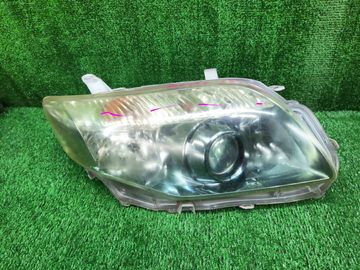ФАРА НА TOYOTA COROLLA  AXIO NZE141