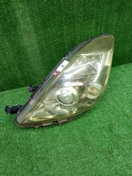 ФАРА НА TOYOTA ISIS ANM10G
