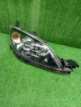 ФАРА НА MAZDA AXELA BK5P
