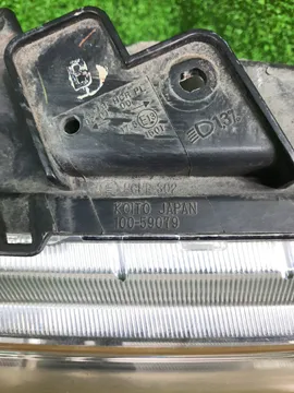 ФАРА НА SUZUKI ESCUDO TD54W