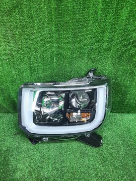 ФАРА НА DAIHATSU WAKE LA700S