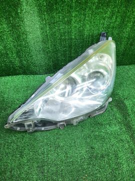 ФАРА НА TOYOTA AQUA NHP10