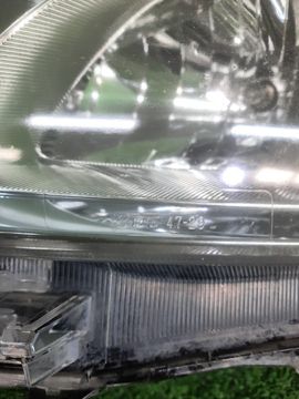 ФАРА НА TOYOTA PRIUS ZVW30